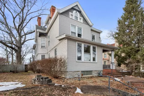 Exterior - 3315 Morrison Ave, Cincinnati, OH 45220 photo 2 of 5