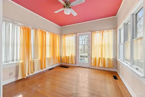Exterior - 3315 Morrison Ave, Cincinnati, OH 45220 photo 3 of 5