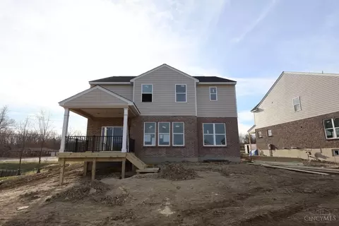 8 Glasgow St, Springboro, OH 45066