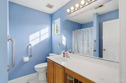 Bath - 75 Teil Tree Ct, Monroe, OH 45050 photo 2 of 3