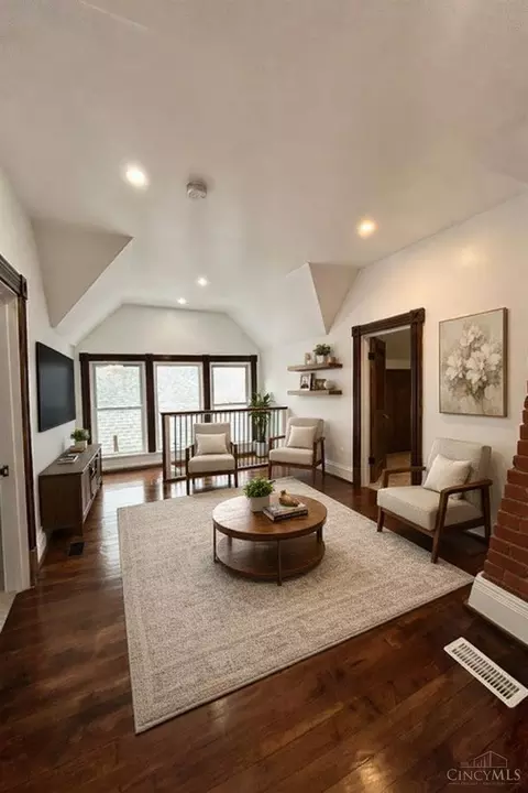 3324 Spokane Ave, Cincinnati, OH 45207 photo 32