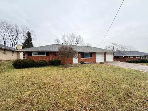 1018 Winding Way, Lebanon, OH 45036