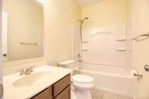 Bath - 4166 Keller Ct, Cincinnati, OH 45245 photo 3 of 4