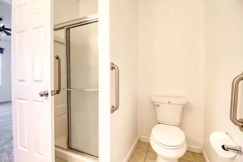 Bath - 4166 Keller Ct, Cincinnati, OH 45245 photo 4 of 4