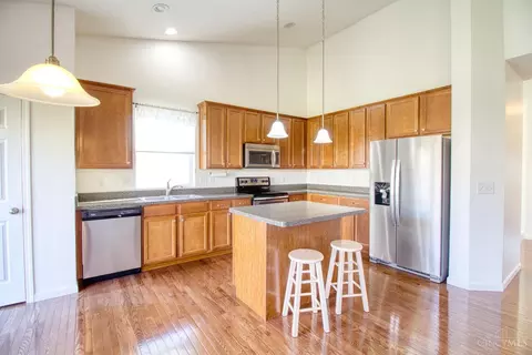 Kitchen - 4166 Keller Ct, Cincinnati, OH 45245 photo 5 of 5