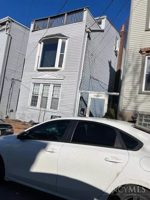 306 Klotter Ave, Cincinnati, OH 45219