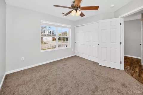 Bedroom - 520 Hafton Ct, Maineville, OH 45039 photo 2 of 5