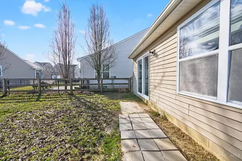 Exterior - 520 Hafton Ct, Maineville, OH 45039 photo 7 of 7