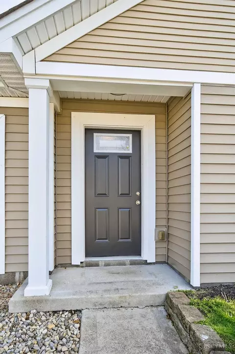 Exterior - 520 Hafton Ct, Maineville, OH 45039 photo 2 of 7
