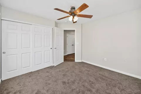 Bedroom - 520 Hafton Ct, Maineville, OH 45039 photo 3 of 5