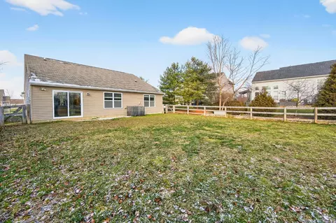 Exterior - 520 Hafton Ct, Maineville, OH 45039 photo 6 of 7