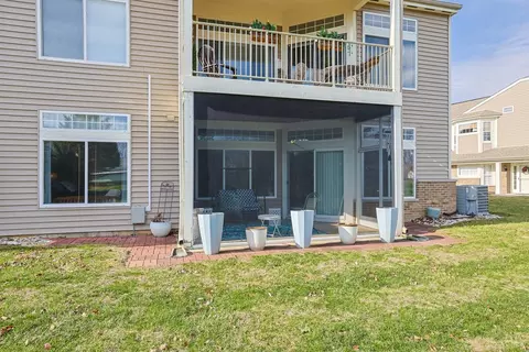 Exterior - 140 Timepiece Ln, Harrison, OH 45030 photo 6 of 10