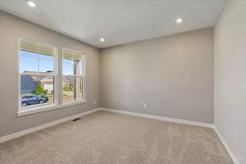 3049 Barnbougle Dr, Cincinnati, OH 45233 photo 11