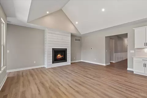 3049 Barnbougle Dr, Cincinnati, OH 45233 photo 9