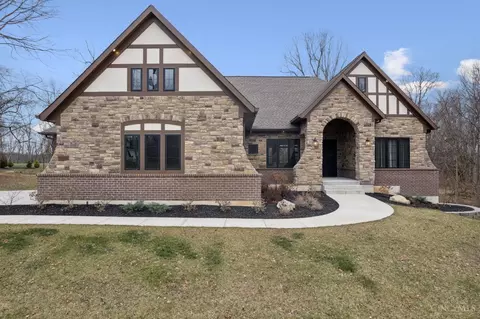 1325 Riverwalk Dr, New Richmond, OH 45157