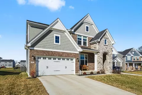 Exterior - 936 Pondside Ln, Morrow, OH 45152 photo 2 of 7