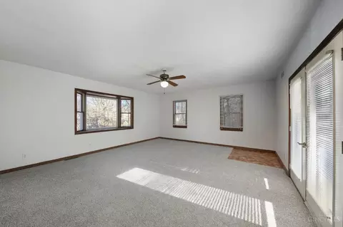 Living - 1461 Kinney Ave, Cincinnati, OH 45231 photo 1 of 4