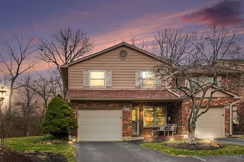 425 Mcintosh Dr, Cincinnati, OH 45255