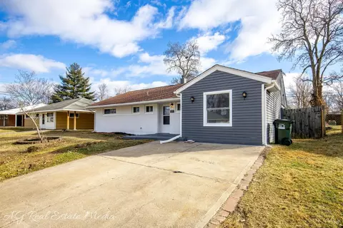 1285 Landis Ln, Cincinnati, OH 45231