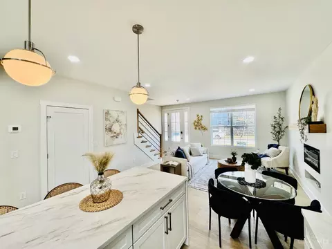 2735 Silverleaf Ave, Cincinnati, OH 45212 photo 9