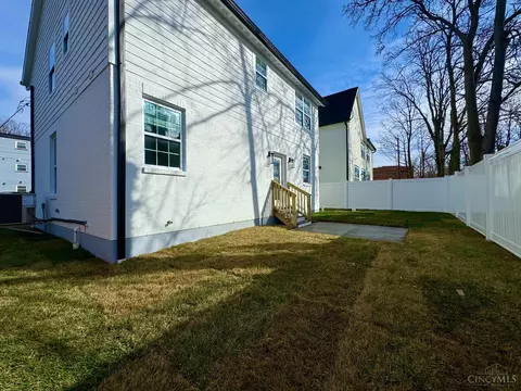 2735 Silverleaf Ave, Cincinnati, OH 45212 photo 32