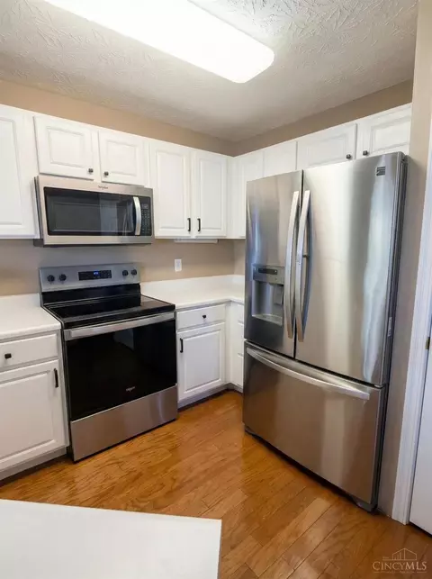 5473 Michelles Oak Ct, Cincinnati, OH 45248 photo 29