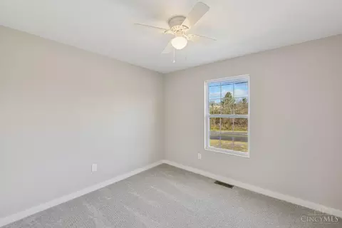 Bedroom - 1123 Compton Rd, Cincinnati, OH 45231 photo 5 of 11