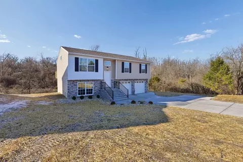 Exterior - 1123 Compton Rd, Cincinnati, OH 45231 photo 2 of 6