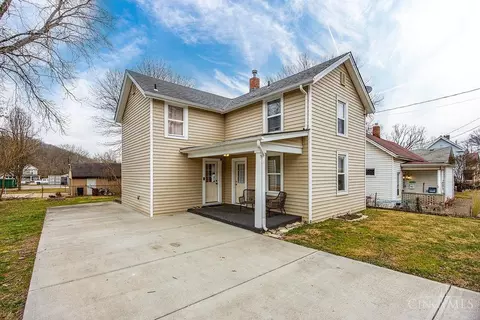215 Symmes St, Cleves, OH 45002