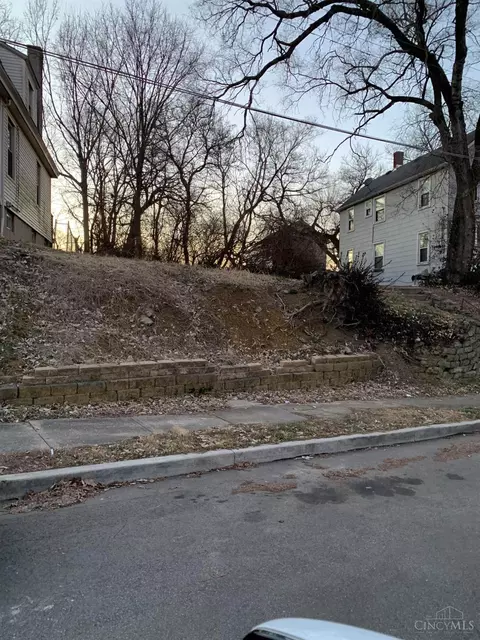 3625 Newton Ave, Cincinnati, OH 45207