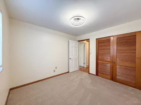 Bedroom - 148 Sylvia Ln, Reading, OH 45215 photo 8 of 8