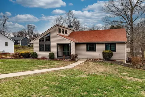 20013 Ravenda Dr, Lawrenceburg, IN 47025
