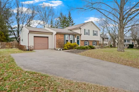4559 Park Forest Cir, Batavia, OH 45103