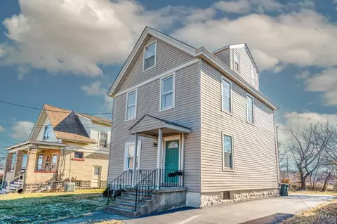 4025 Deer Park Ave, Deer Park, OH 45236