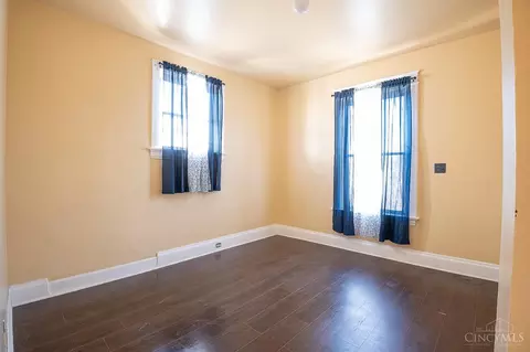 Bedroom - 3628 Bevis Ave, Cincinnati, OH 45207 photo 3 of 3
