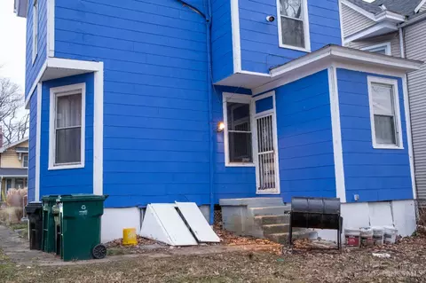 Exterior - 3628 Bevis Ave, Cincinnati, OH 45207 photo 5 of 7
