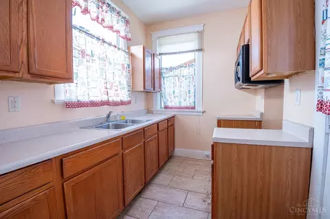 Kitchen - 3628 Bevis Ave, Cincinnati, OH 45207 photo 1 of 1