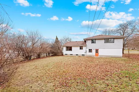Exterior - 2580 Cranbrook Dr, Cincinnati, OH 45231 photo 7 of 9