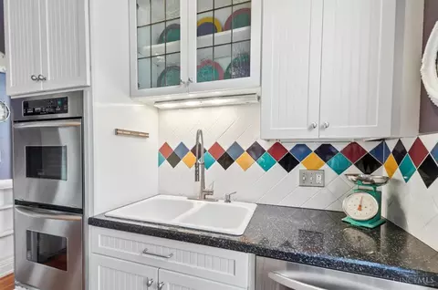 Kitchen - 2711 Hackberry St, Cincinnati, OH 45206 photo 6 of 6