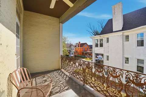 Exterior - 2711 Hackberry St, Cincinnati, OH 45206 photo 5 of 14