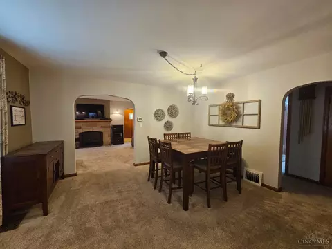 2985 N Bend Rd, Cincinnati, OH 45239 photo 9