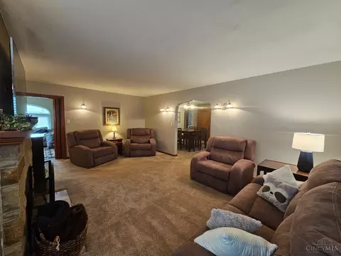 2985 N Bend Rd, Cincinnati, OH 45239 photo 7