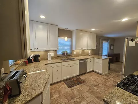 2985 N Bend Rd, Cincinnati, OH 45239 photo 12