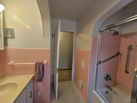 2985 N Bend Rd, Cincinnati, OH 45239 photo 24