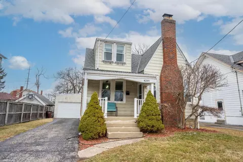 4244 Duneden Ave, Deer Park, OH 45236