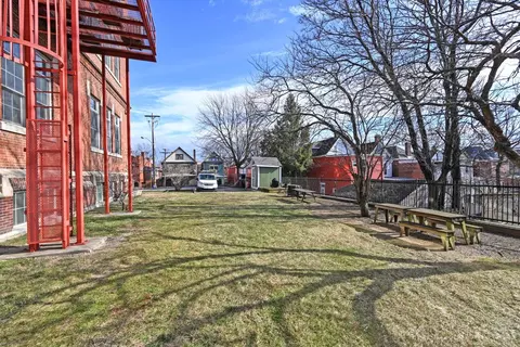 Exterior - 1615 Chase Ave, Cincinnati, OH 45223 photo 6 of 10