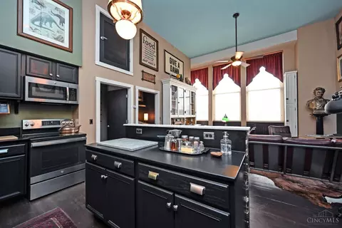 Kitchen - 1615 Chase Ave, Cincinnati, OH 45223 photo 6 of 6