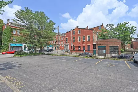 Exterior - 1615 Chase Ave, Cincinnati, OH 45223 photo 8 of 10