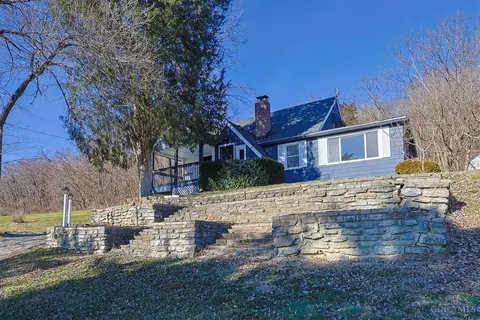 356 Oberting Rd, Greendale, IN 47025