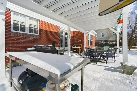 Exterior - 689 Bostwick Ct, Cincinnati, OH 45244 photo 6 of 13